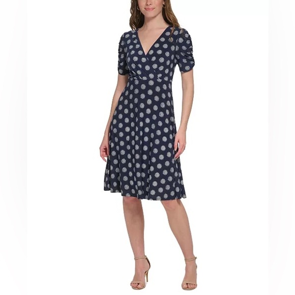 Tommy Hilfiger Dresses & Skirts - Tommy Hilfiger Fit & Flare Dress